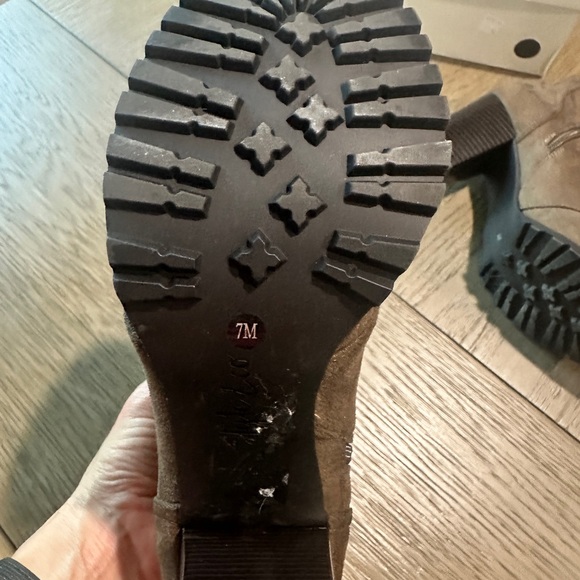 Style & Co. Dark Olive Combat Boots Size 7 Like New - Picture 12 of 12